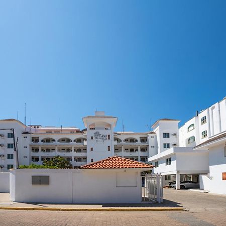 Torreblanca Beach Hotel And Suites Guayabitos - Desayuno Y Comida Incluido Рінкон-де-Гуаябітос Екстер'єр фото