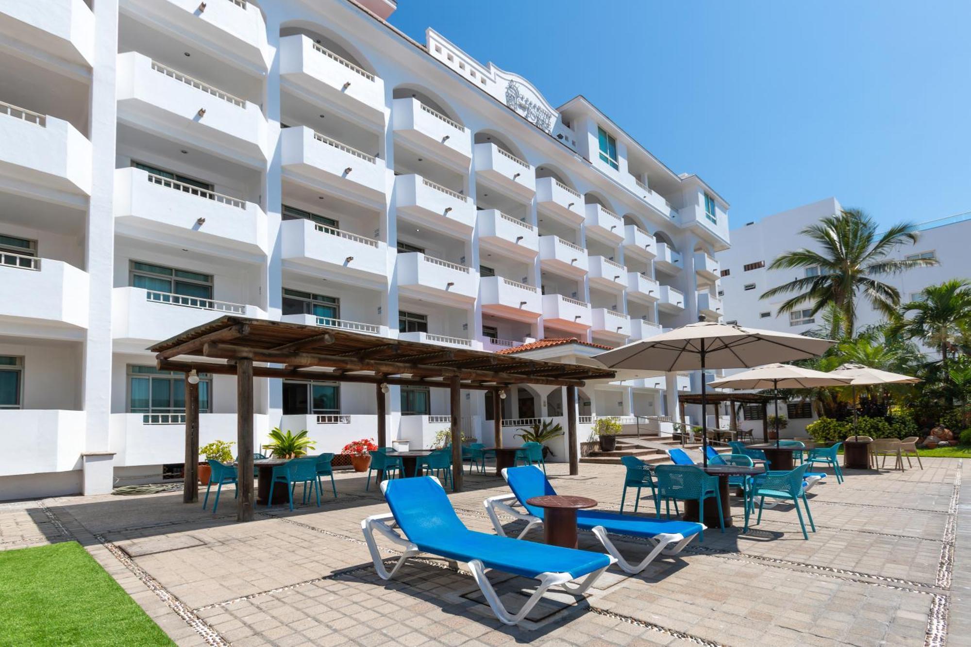 Torreblanca Beach Hotel And Suites Guayabitos - Desayuno Y Comida Incluido Рінкон-де-Гуаябітос Екстер'єр фото